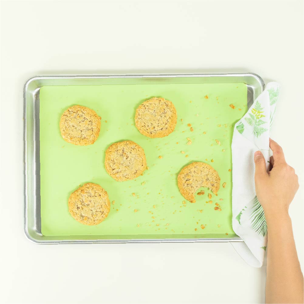 Net Zero Co. Silicone Baking Mat Cookies